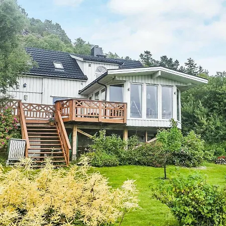 11 Person Holiday In * Kolvereid