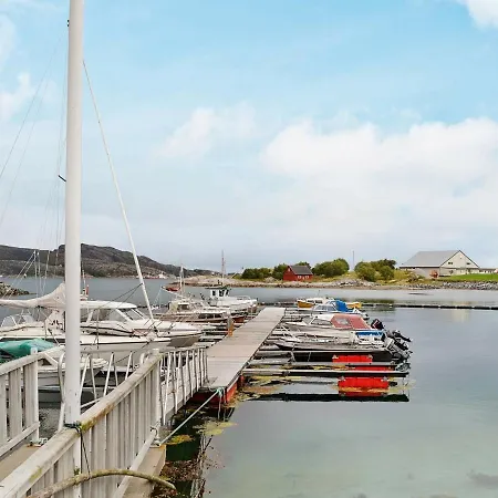 11 Person Holiday In Holiday home
